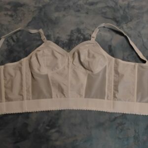 Signature Cream Longline Bra